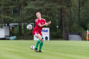 Bild 16 - F SV Boostedt - SV Fortuna St. Juergen : Ergebnis: 2:1